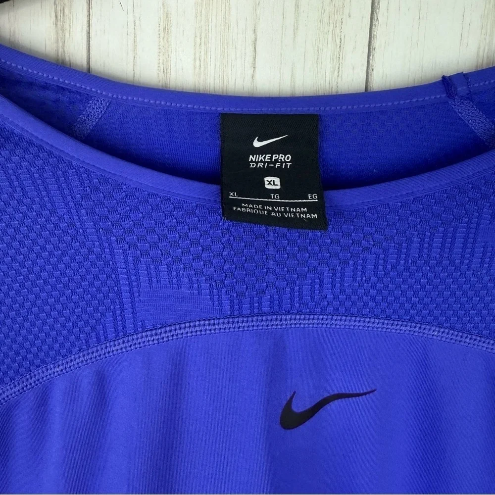 Nike Pro Purple Blue Short Sleeve Tee XL